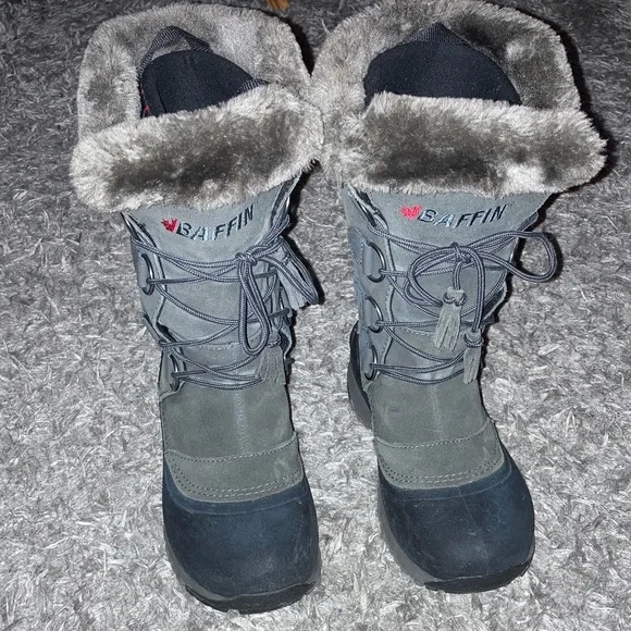 Baffin Women's Kristi Insulated Suede Winter Boots gray black warm size 6 tall - Picture 1 of 7